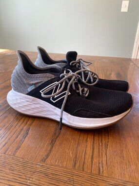 New Balance® Fresh Foam ROAV Women's Running Shoes Size 10